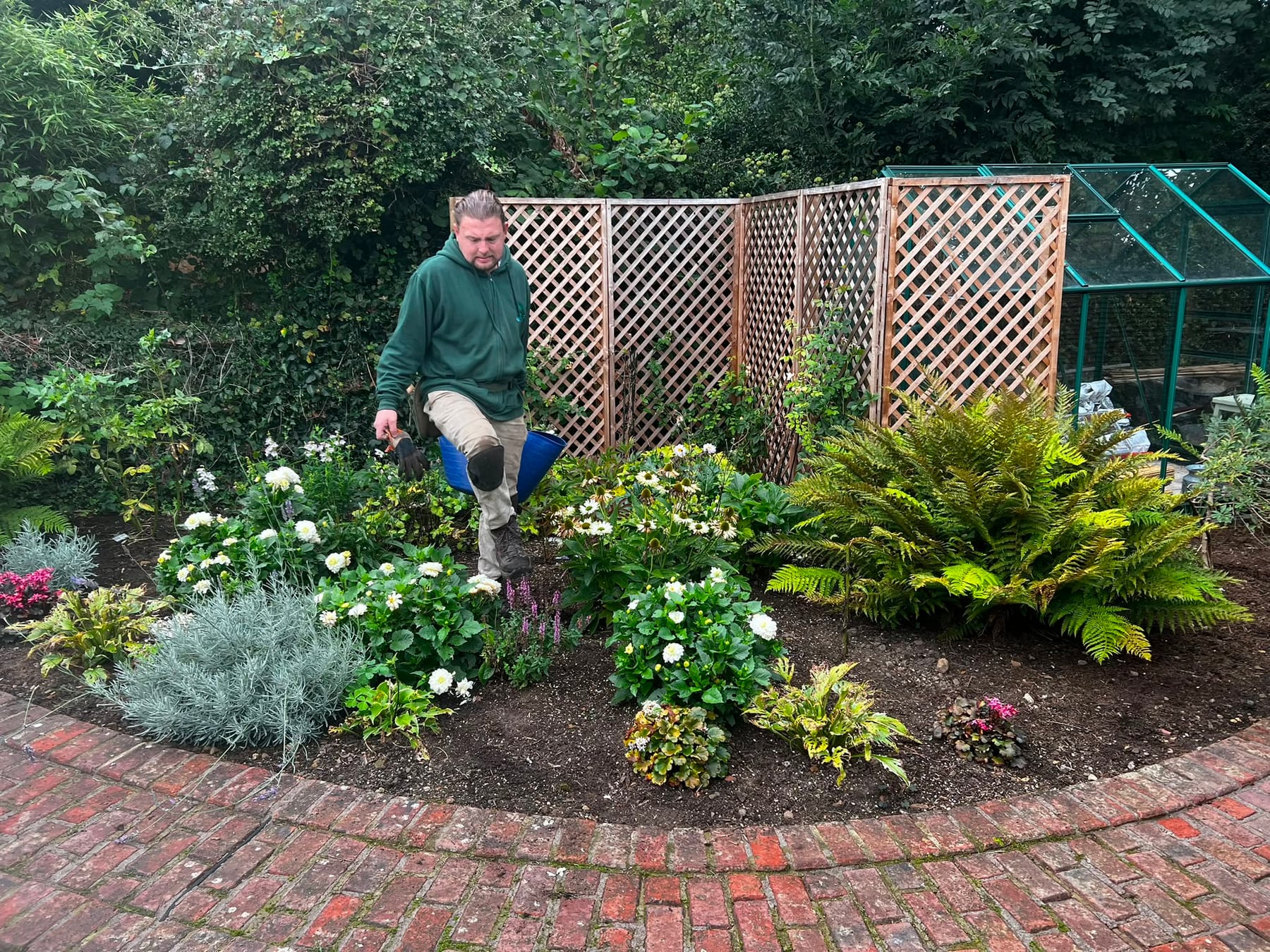 Gemzas Garden Maintenance and Landscaping Completed planting bed